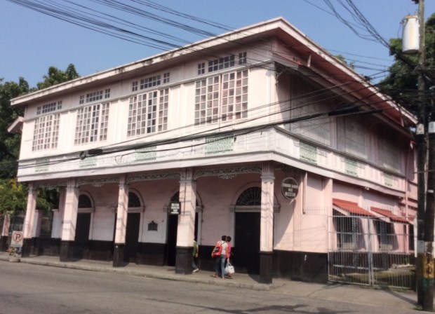 Jalandoni House Front Facade