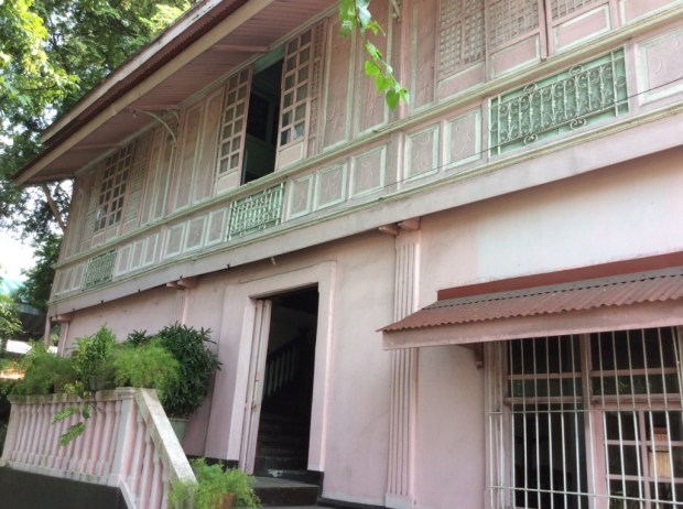 Jalandoni House Side Facade